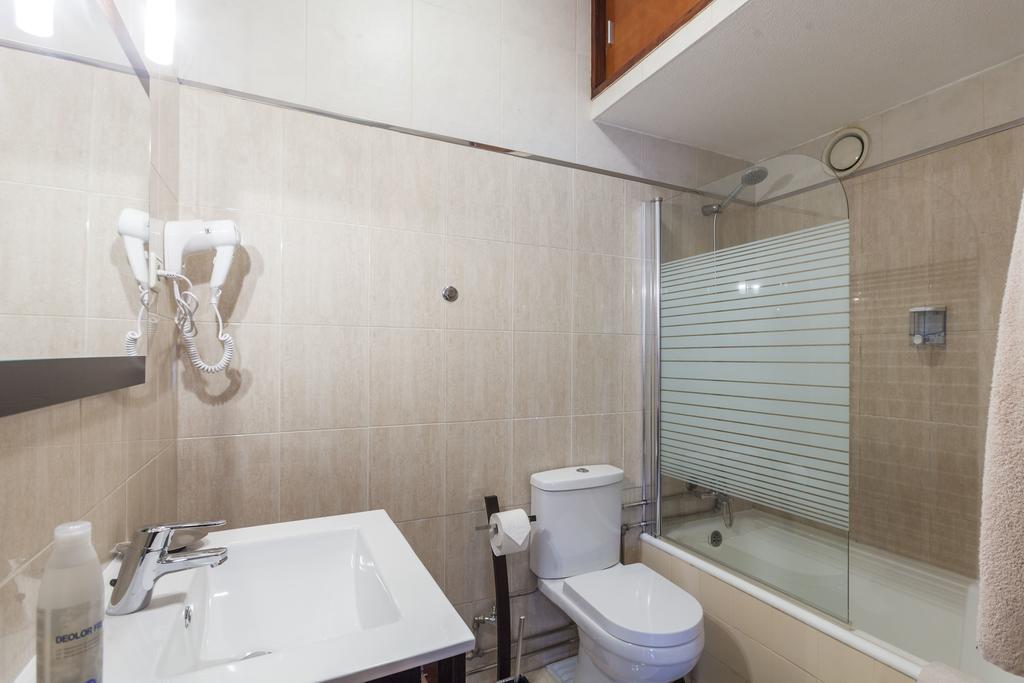 Apartment Camoes Deluxe Порту Екстер'єр фото
