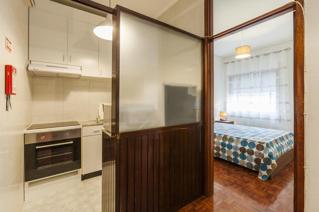 Apartment Camoes Deluxe Порту Екстер'єр фото