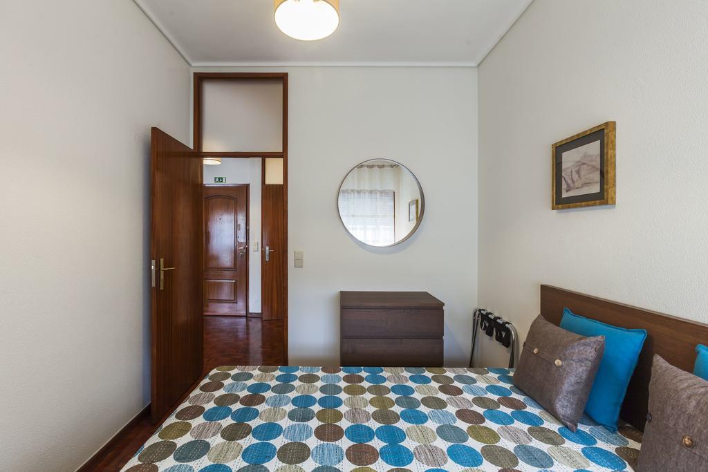 Apartment Camoes Deluxe Порту Екстер'єр фото