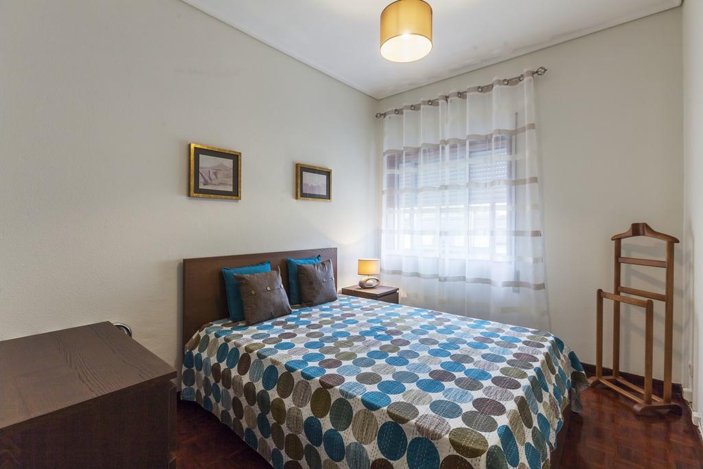 Apartment Camoes Deluxe Порту Екстер'єр фото