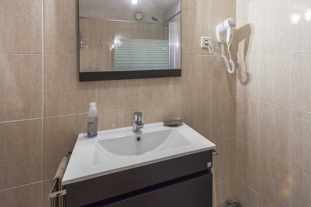 Apartment Camoes Deluxe Порту Екстер'єр фото