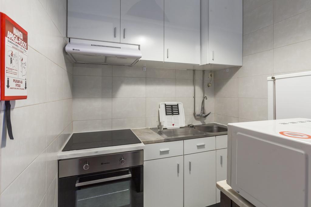 Apartment Camoes Deluxe Порту Екстер'єр фото