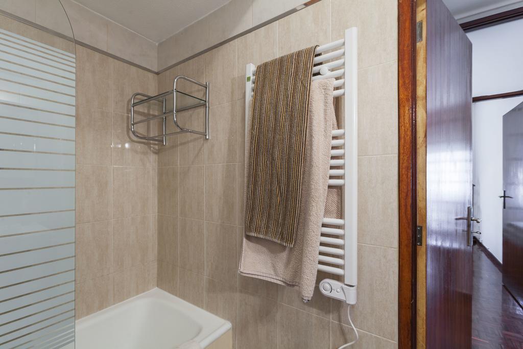 Apartment Camoes Deluxe Порту Екстер'єр фото